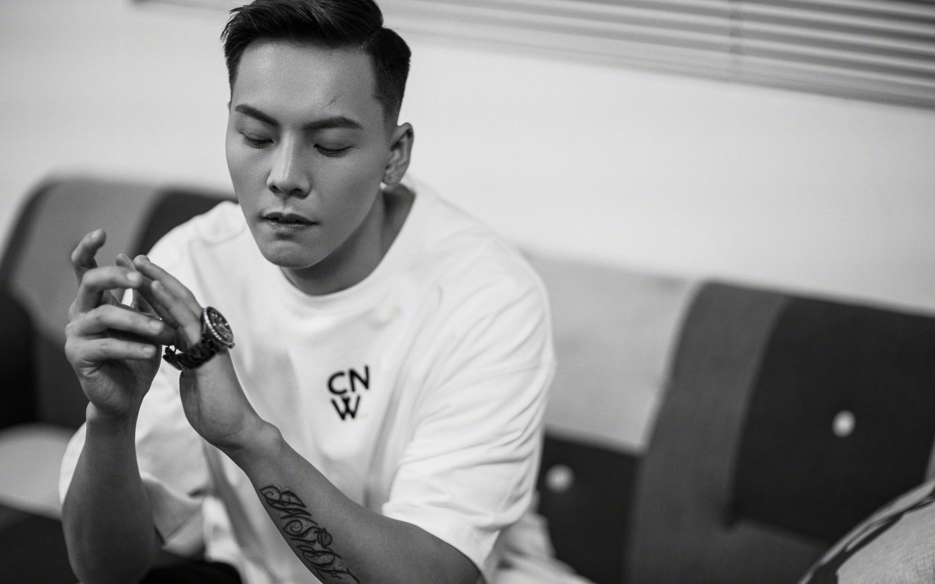 快攻战术与阵地进攻相结合,节奏掌控良好,快攻战术的特点