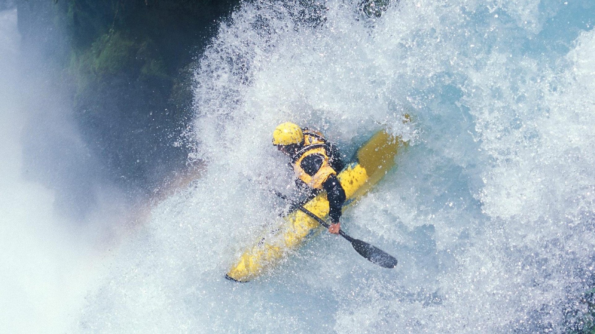 世界杯：海外留学生组织“异乡球迷小聚” 在食堂看球成为共同回忆